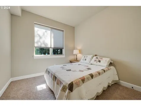 350 NE Harbor View Place Depoe Bay OR 97341