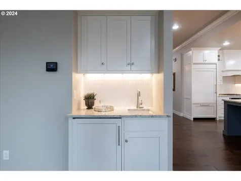 2084 Sterling Park Place Eugene OR 97408