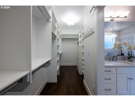 2084 Sterling Park Place Eugene OR 97408