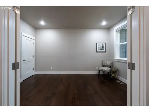 2084 Sterling Park Place Eugene OR 97408