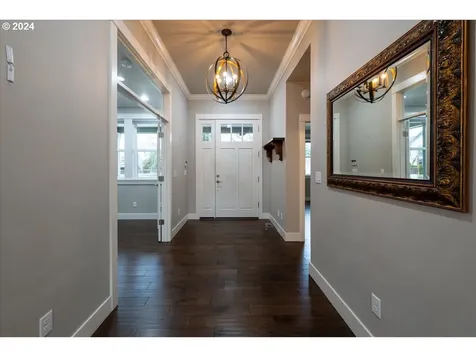 2084 Sterling Park Place Eugene OR 97408