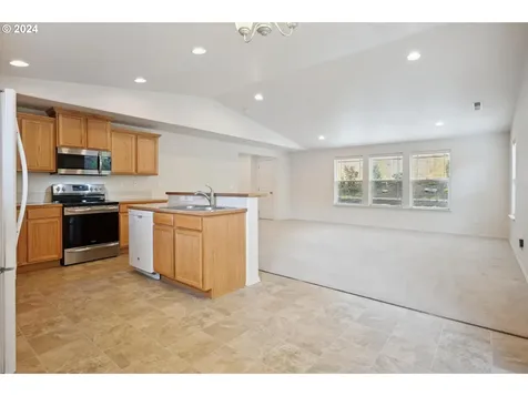 15502 Steens Avenue Sandy OR 97055