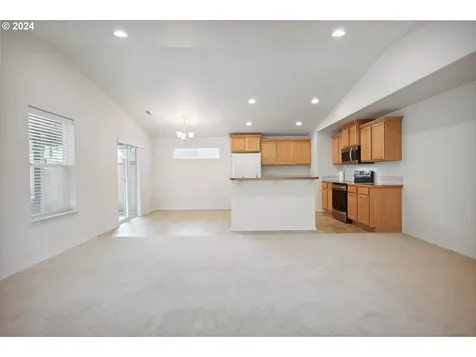 15502 Steens Avenue Sandy OR 97055