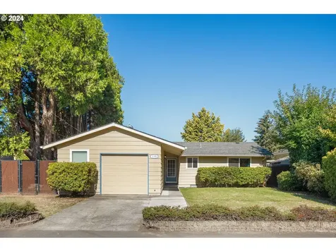 135 Cedar Street Fairview OR 97024