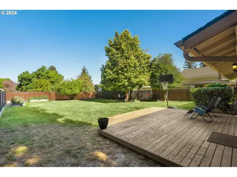 135 Cedar Street Fairview OR 97024