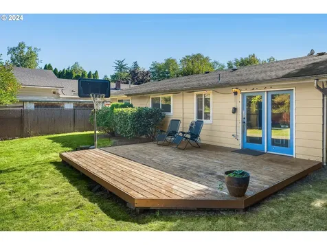 135 Cedar Street Fairview OR 97024