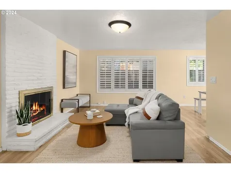 135 Cedar Street Fairview OR 97024