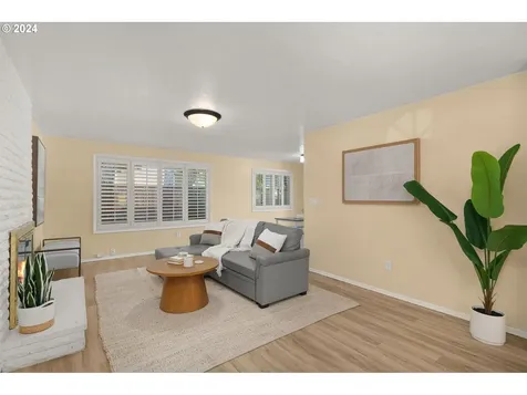 135 Cedar Street Fairview OR 97024