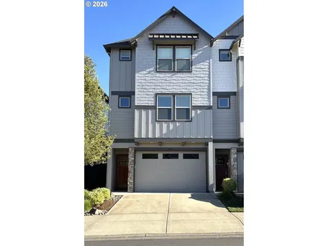 4237 NW Sage Loop Camas WA 98607