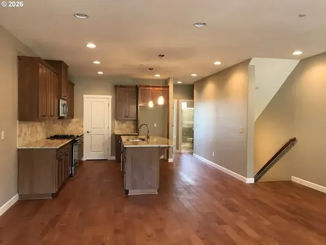 4237 NW Sage Loop Camas WA 98607