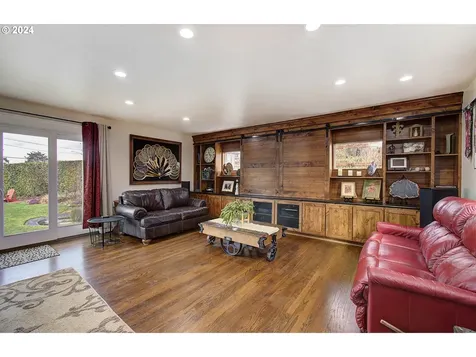 730 S Andresen Road Vancouver WA 98661