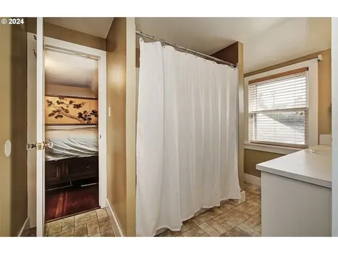 730 S Andresen Road Vancouver WA 98661