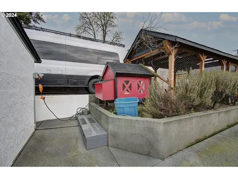 730 S Andresen Road Vancouver WA 98661