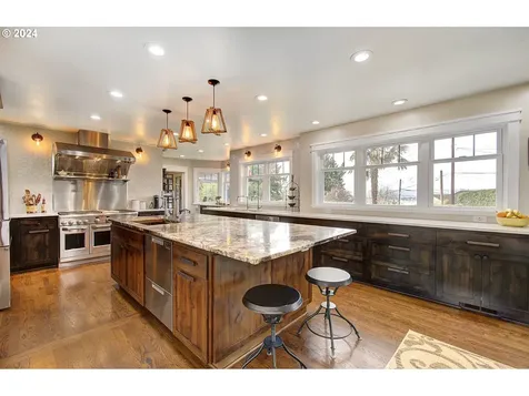 730 S Andresen Road Vancouver WA 98661
