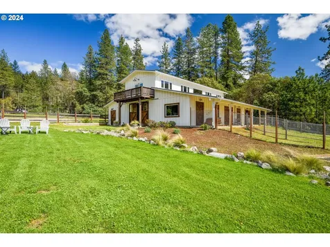 818 Slagle Creek Road Grants Pass OR 97527
