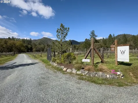 818 Slagle Creek Road Grants Pass OR 97527