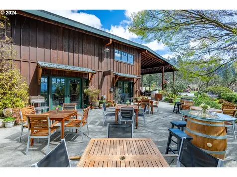 818 Slagle Creek Road Grants Pass OR 97527