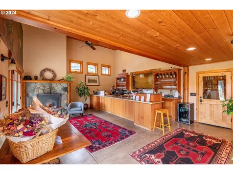 818 Slagle Creek Road Grants Pass OR 97527