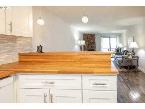 2691 Woodstone Place Eugene OR 97405