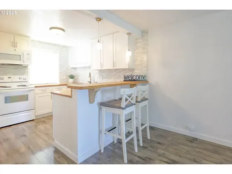 2691 Woodstone Place Eugene OR 97405