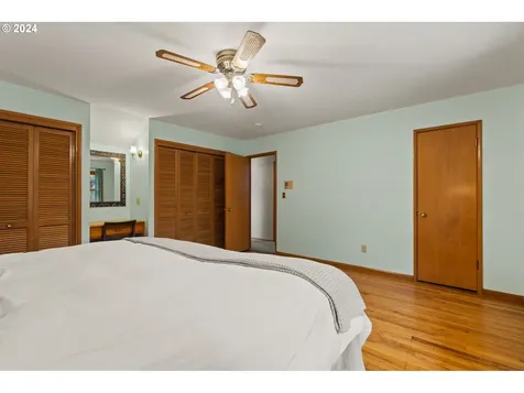 6139 Sw 27th Avenue Portland OR 97239