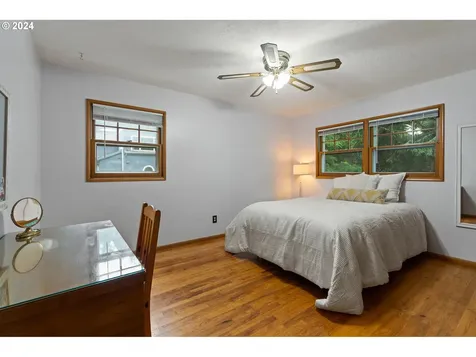 6139 Sw 27th Avenue Portland OR 97239