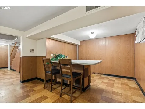 6139 Sw 27th Avenue Portland OR 97239