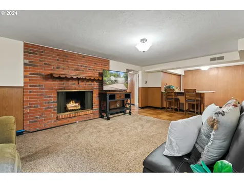 6139 Sw 27th Avenue Portland OR 97239