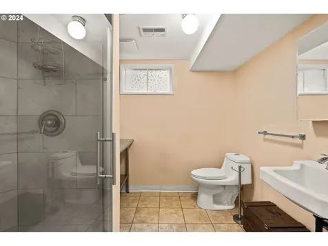 6139 Sw 27th Avenue Portland OR 97239