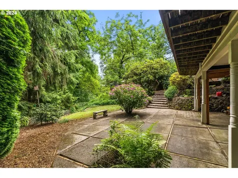 6139 Sw 27th Avenue Portland OR 97239