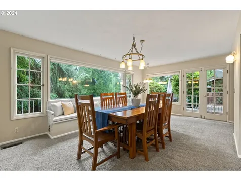 6139 Sw 27th Avenue Portland OR 97239