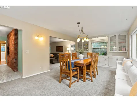 6139 Sw 27th Avenue Portland OR 97239