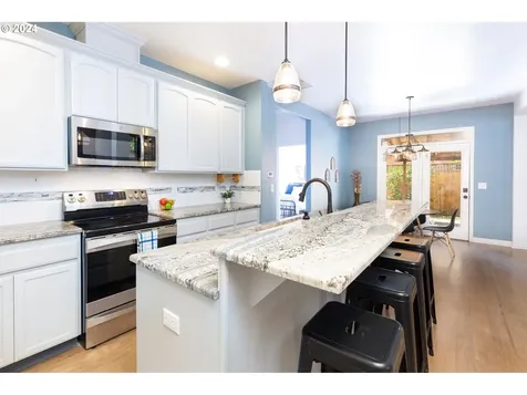 268 Nw Cypress Street Mcminnville OR 97128