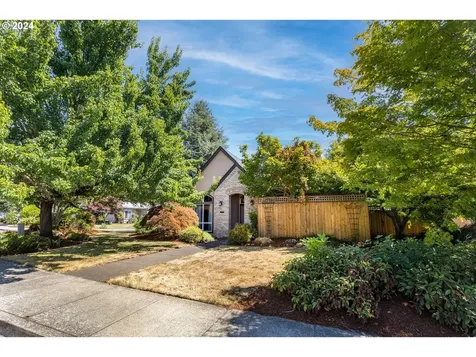 268 Nw Cypress Street Mcminnville OR 97128