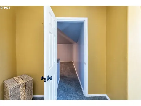 268 Nw Cypress Street Mcminnville OR 97128