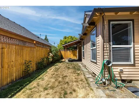 268 Nw Cypress Street Mcminnville OR 97128