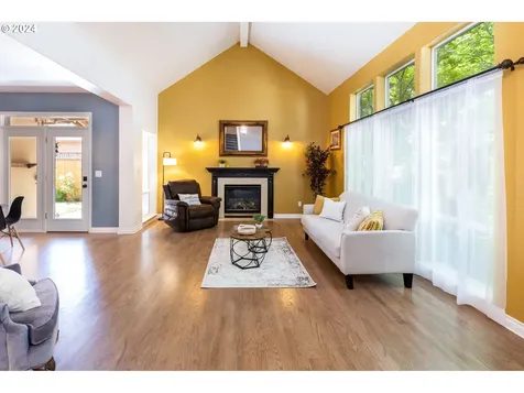 268 Nw Cypress Street Mcminnville OR 97128