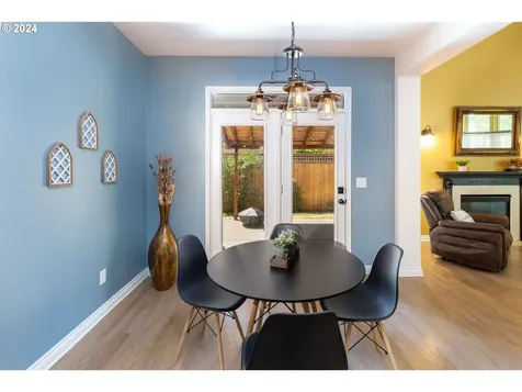 268 Nw Cypress Street Mcminnville OR 97128