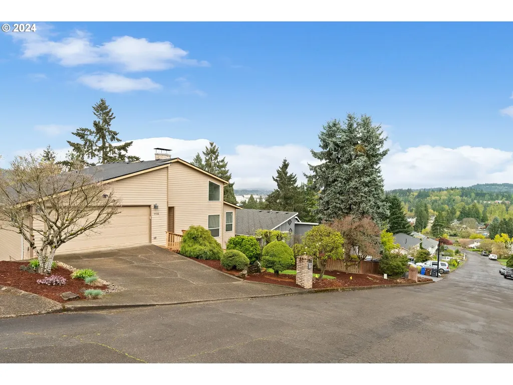 7735 Cason Lane Gladstone OR 97027