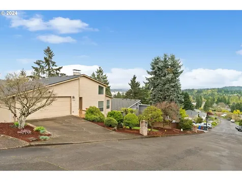 7735 Cason Lane Gladstone OR 97027