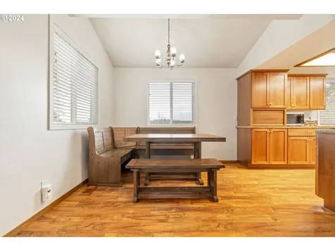 7735 Cason Lane Gladstone OR 97027