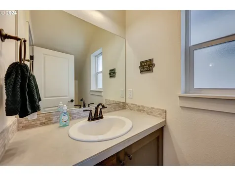 7137 S 11th Street Ridgefield WA 98642