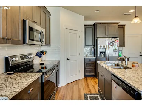 7137 S 11th Street Ridgefield WA 98642