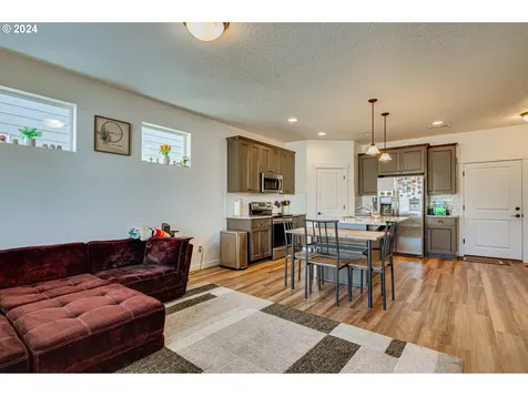 7137 S 11th Street Ridgefield WA 98642