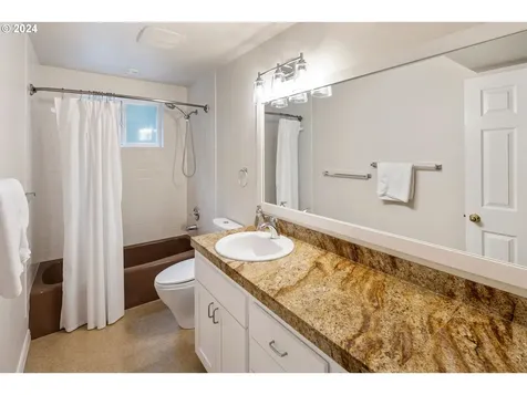 6262 Sw Pamela Street Portland OR 97219