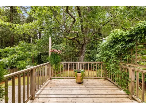 6262 Sw Pamela Street Portland OR 97219