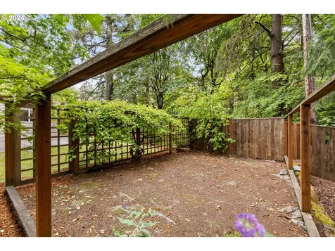 6262 Sw Pamela Street Portland OR 97219