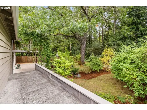 6262 Sw Pamela Street Portland OR 97219