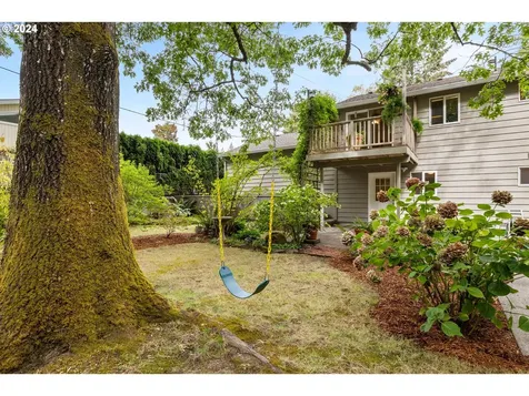 6262 Sw Pamela Street Portland OR 97219