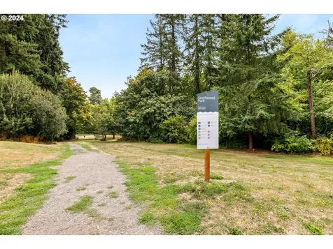 6262 Sw Pamela Street Portland OR 97219